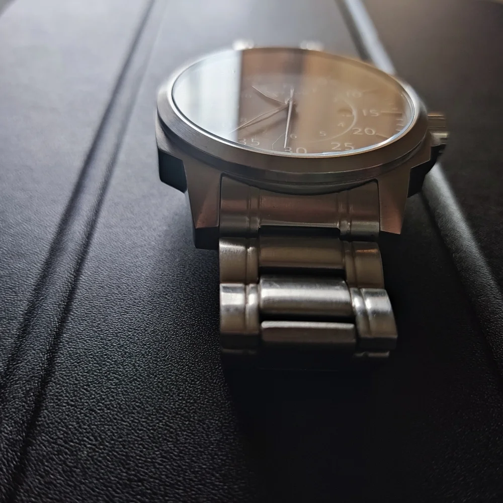 Elevon Hughes Aviator Style Men's Watch Used - Picture 2 of 7